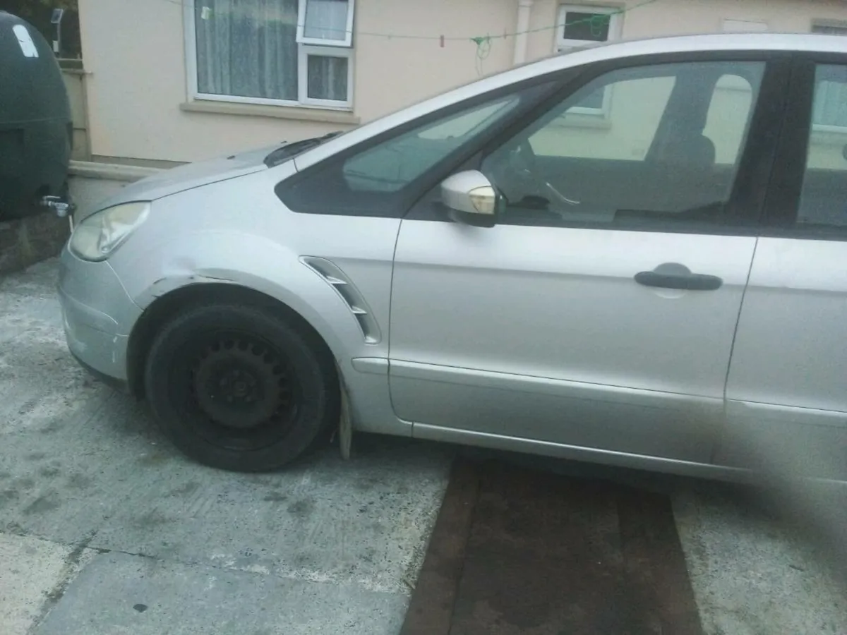 Car - Image 2