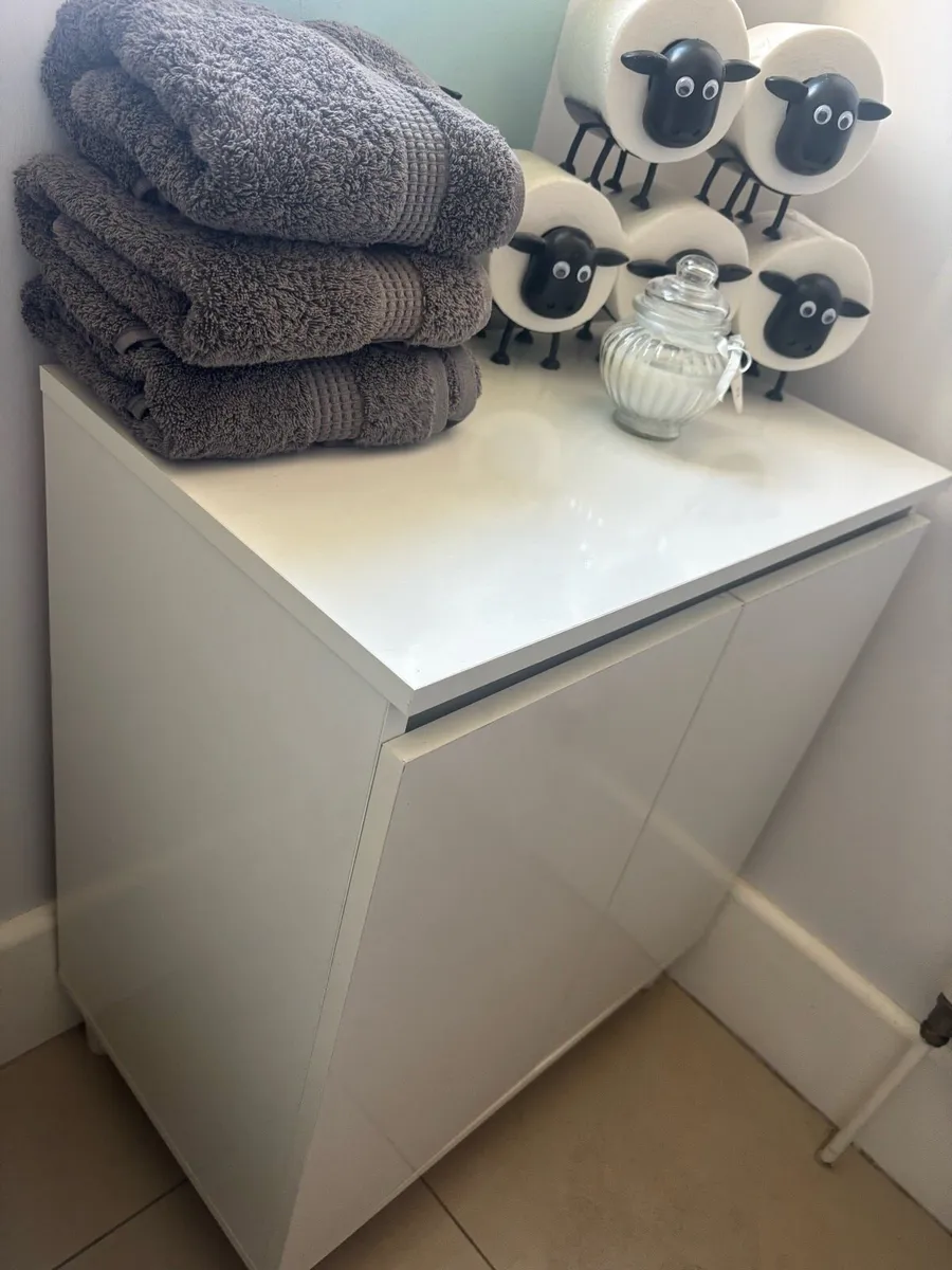 Bathroom cabinet - Image 2