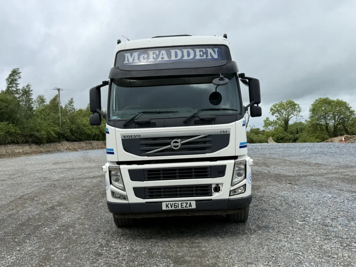 2011 (61) VOLVO FM 450 BEAVERTAIL - Image 2