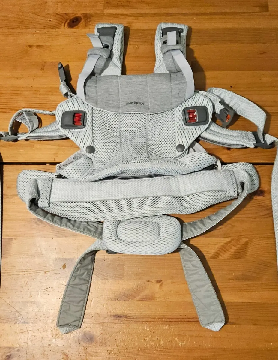 BabyBjörn Harmony Baby Carrier – Silver | Like New - Image 4