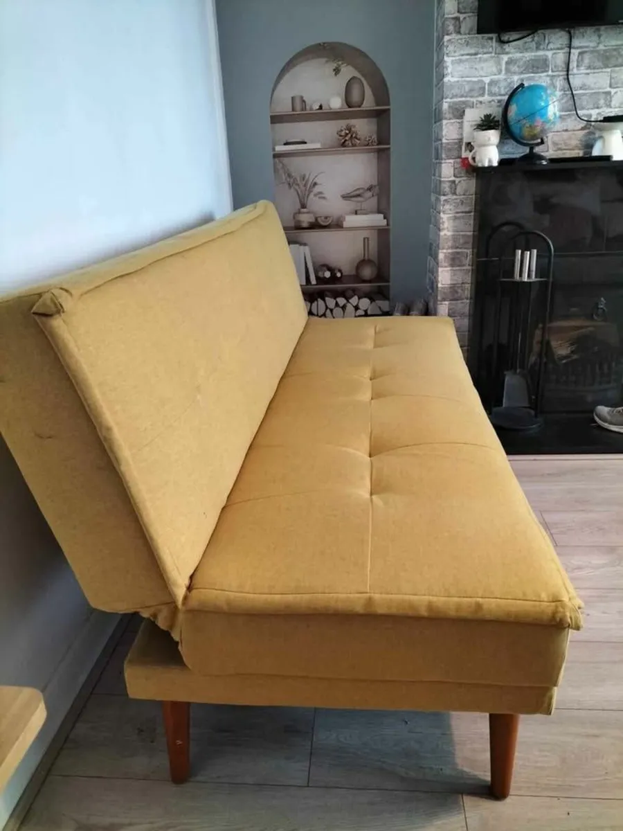 Sofa bed barely used - Image 3