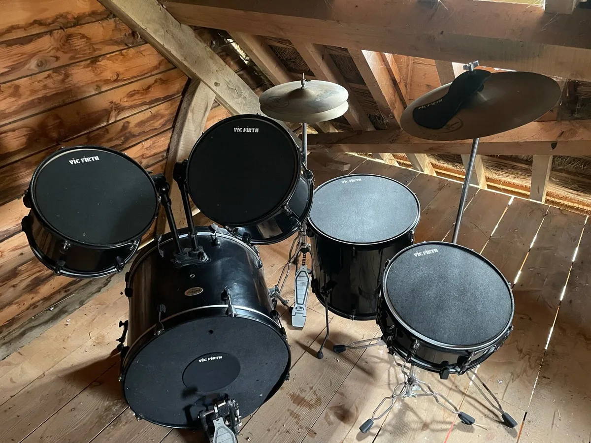 Pearl Drum Kit Target series - Image 1