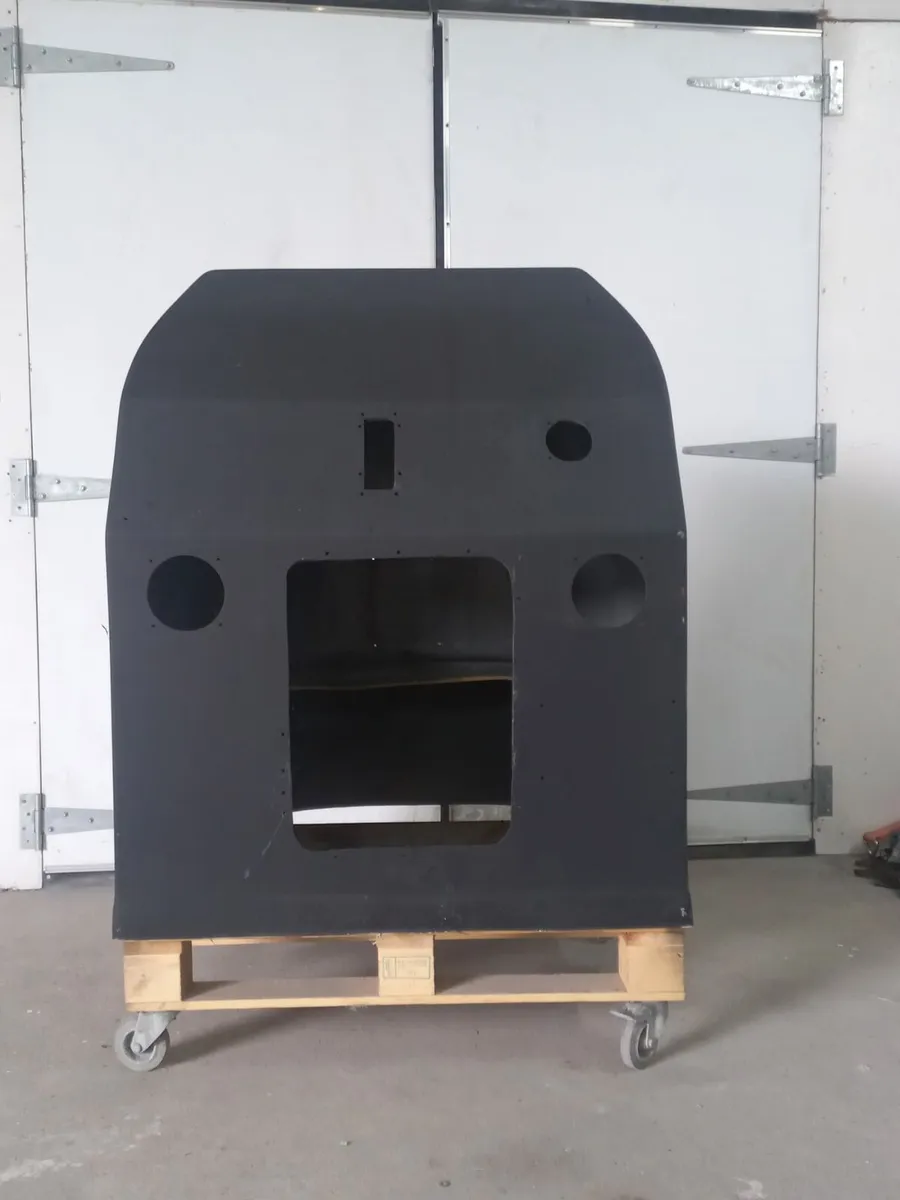 Rib console - Image 4