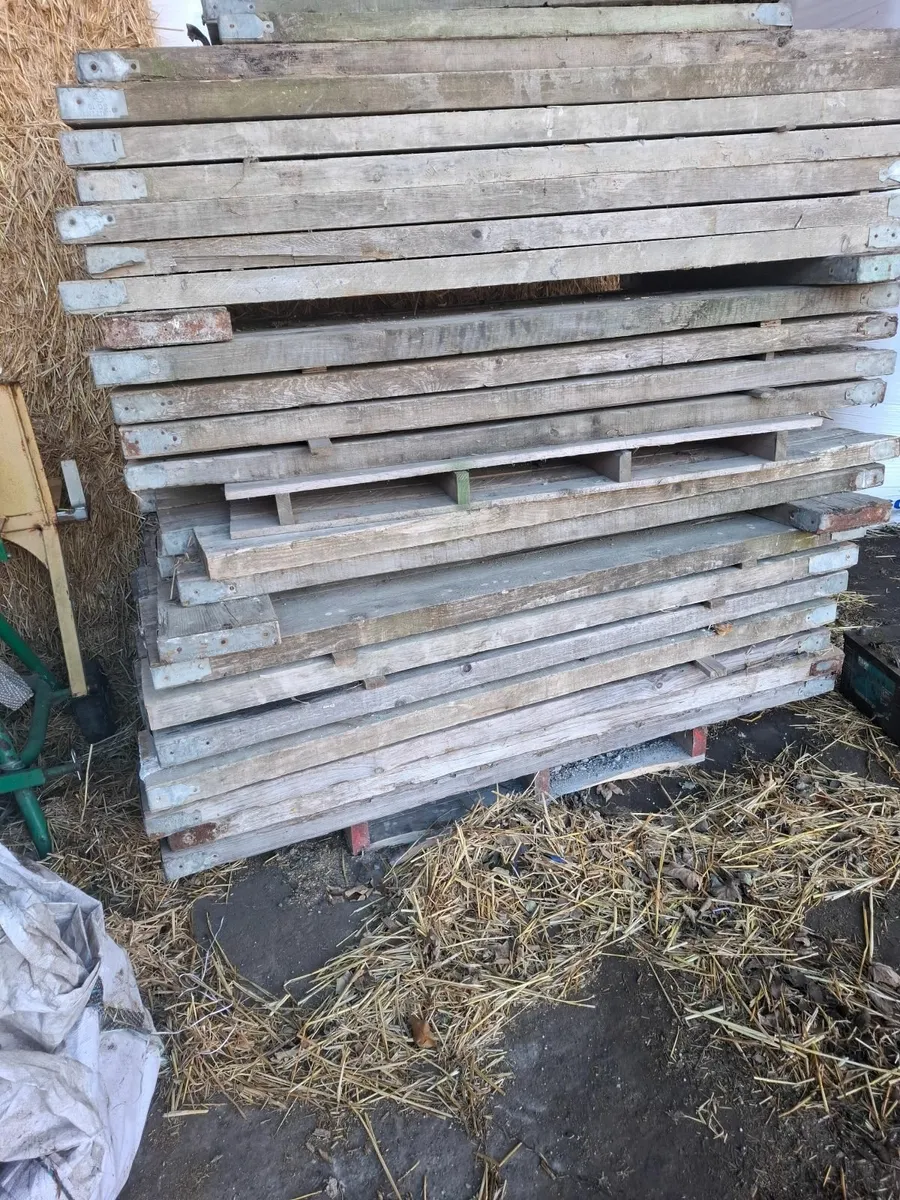 6ft and 4ft Scaffolding planks and transoms - Image 3