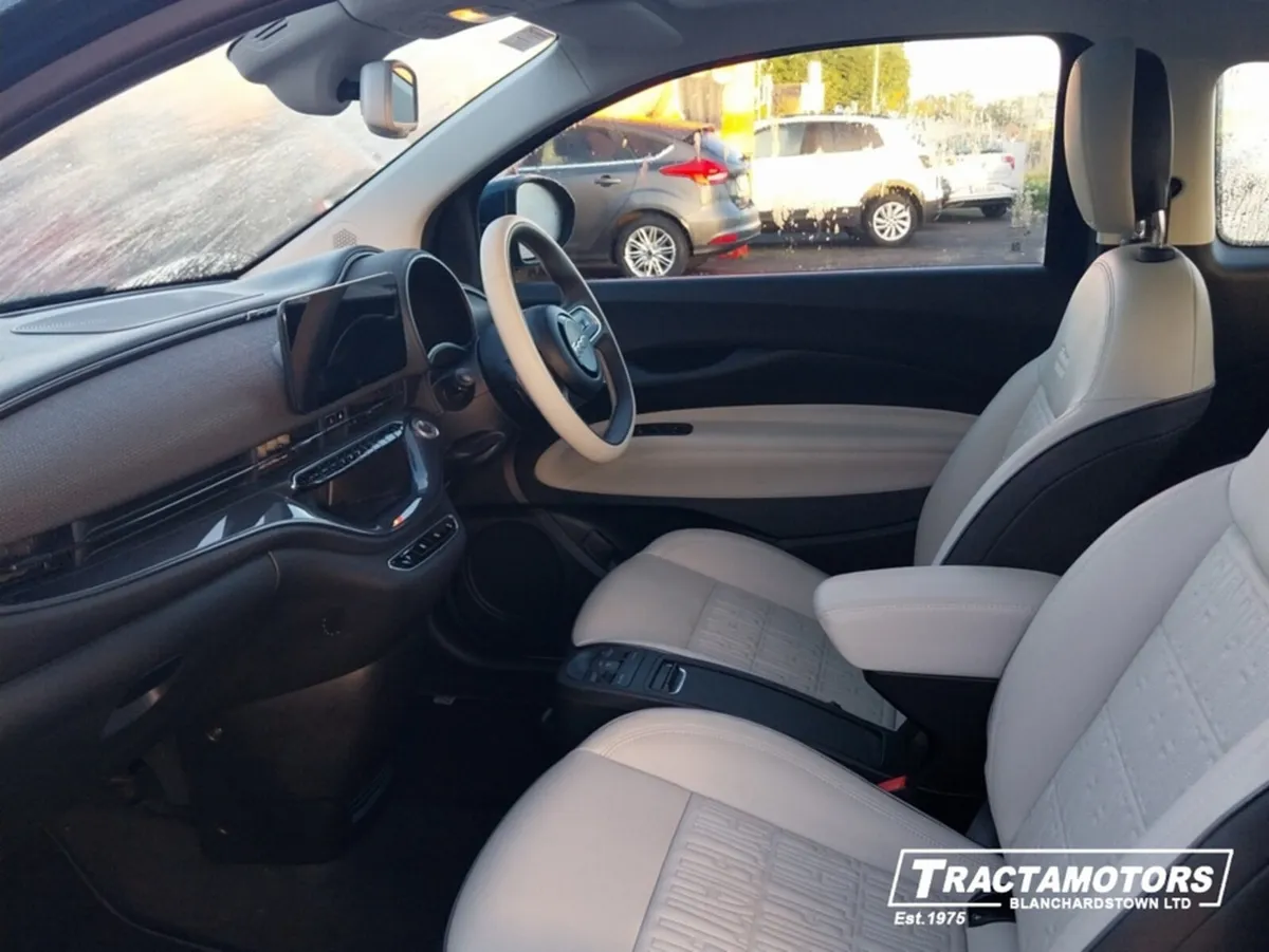 Fiat 500e 500 LA PRIMA BY BOCELLI 42KWH 3DR - Image 4