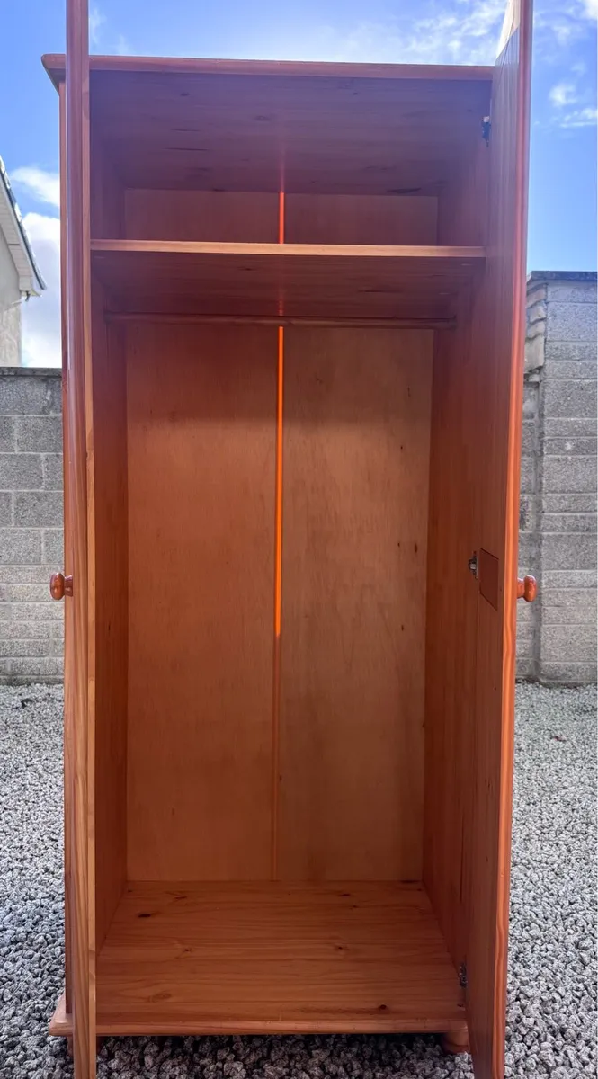 Wardrobe - Image 2
