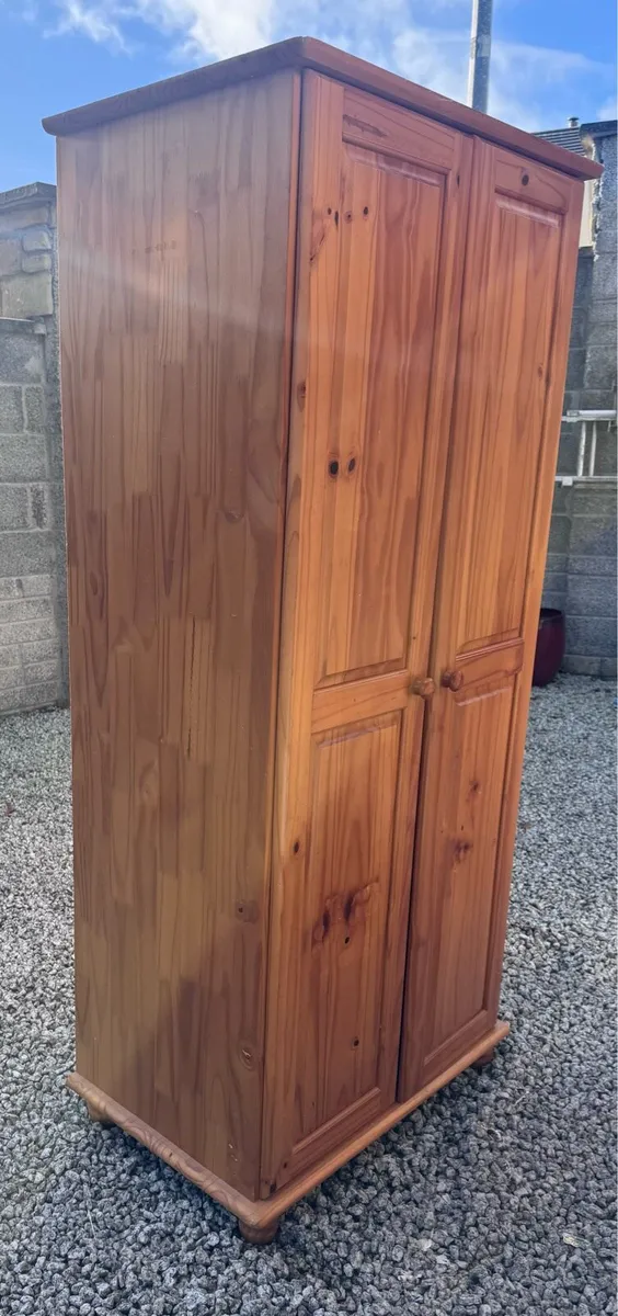 Wardrobe - Image 3