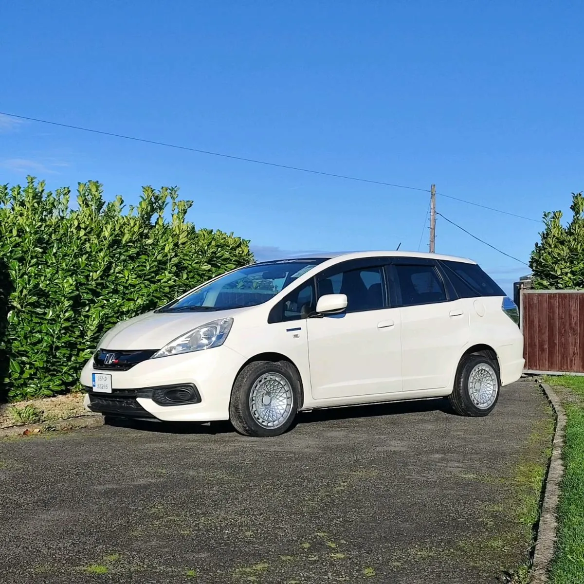 Honda fit jazz shuttle - Image 4