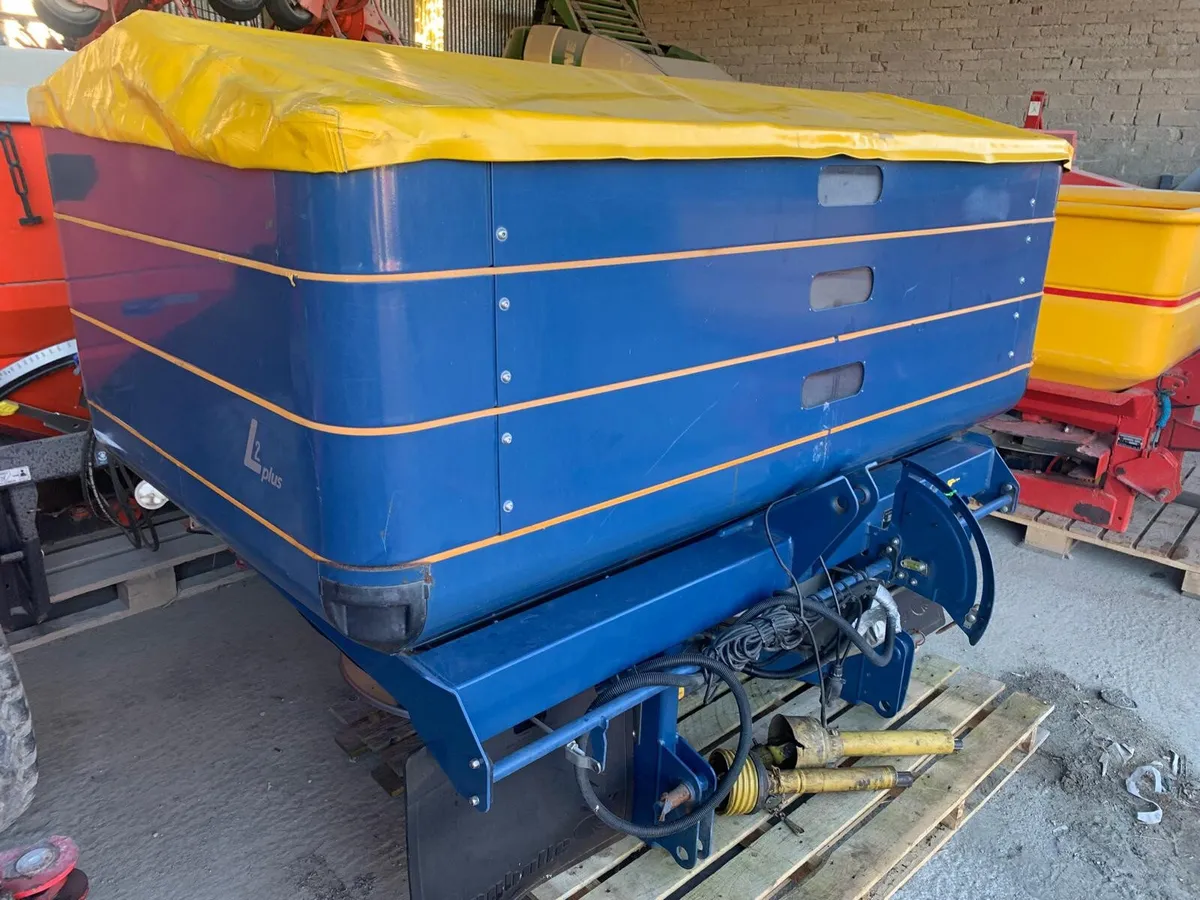 BOGBALLE L2 PLUS FERT SOWER - Image 1