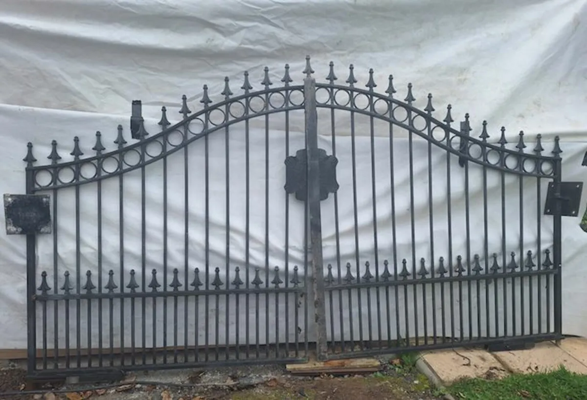 Garden Gates - Image 1