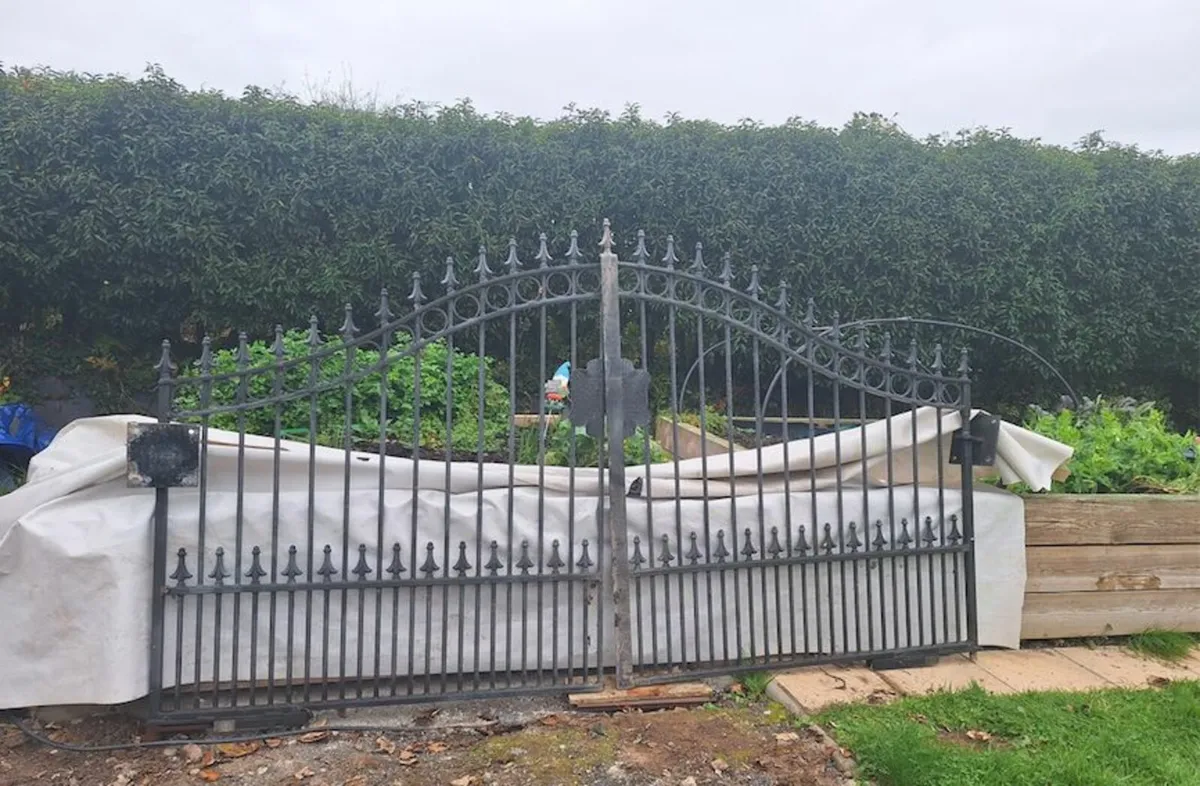 Garden Gates - Image 2