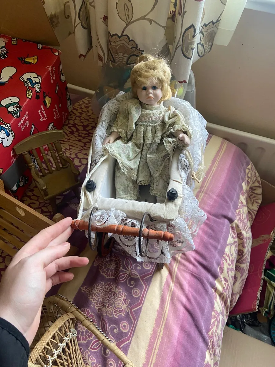 Dolls - Image 1