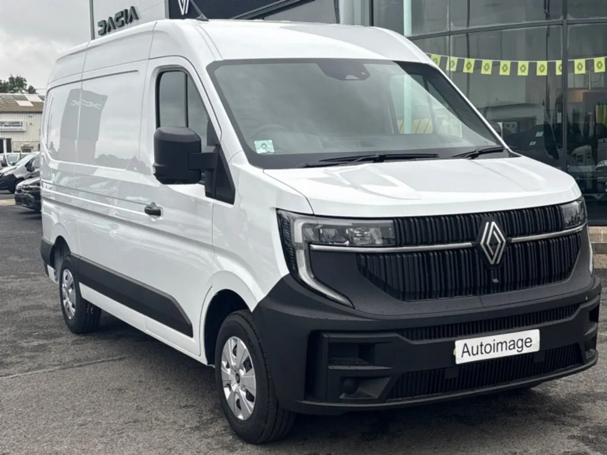 Renault Master 130BHP MWB EX VAT Price Displayed - Image 1