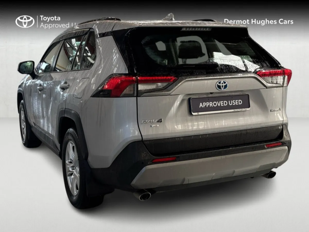 Toyota RAV4 HYBRID LUNA 2WD AUTO - Image 2