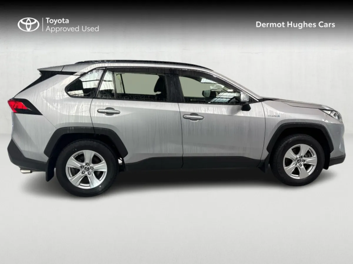 Toyota RAV4 HYBRID LUNA 2WD AUTO - Image 3
