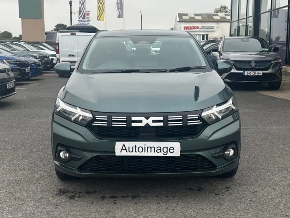 Dacia Sandero Expression TCe 90 5Sp Gsr2 - Image 2