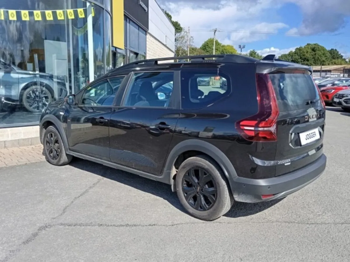 Dacia Jogger TCe 110 Extreme SE - Image 3