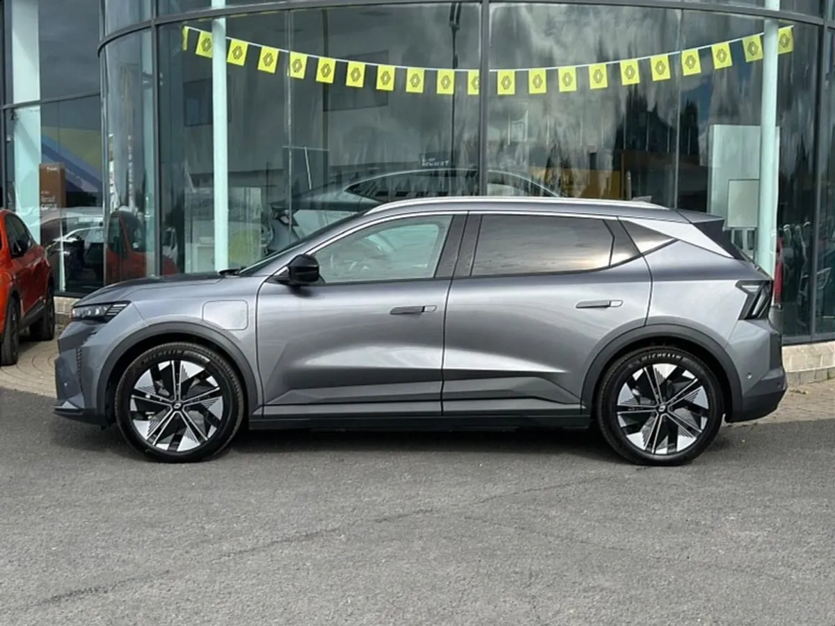 Renault Scenic E-Tech E-tech 87kwh 220hp Techno ( - Image 2