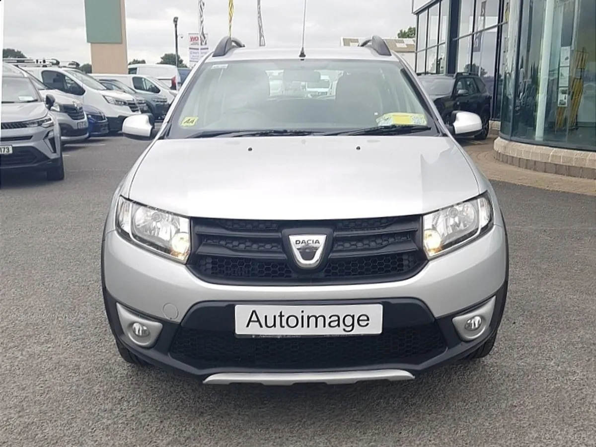 Dacia Sandero Stepway 1.5 Diesel / High Driving P - Image 2