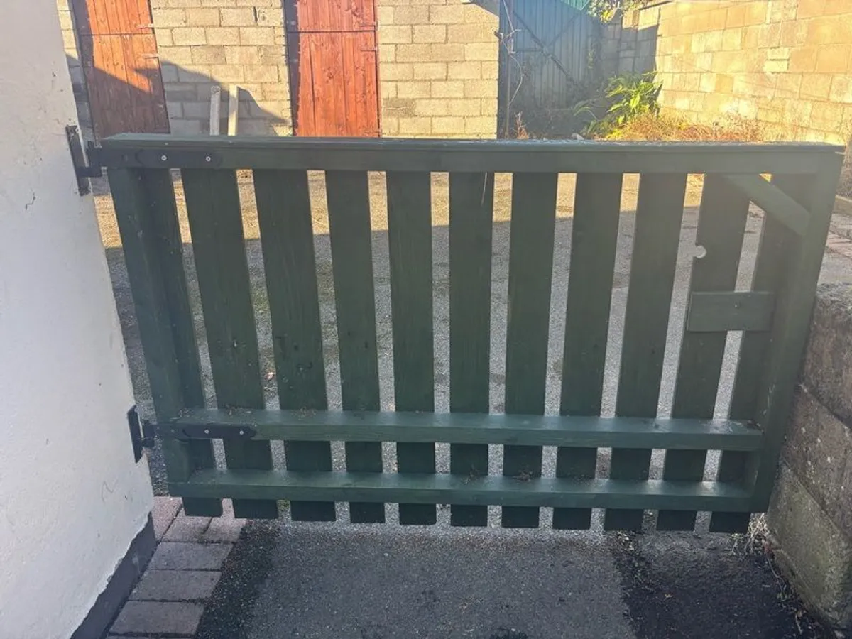 garden gate - Image 1