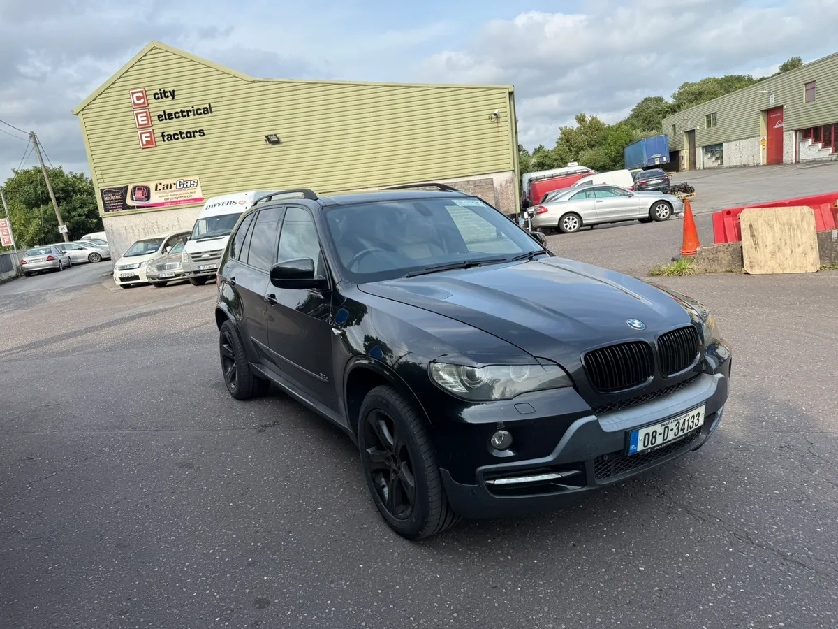 BmwX5 - Image 1
