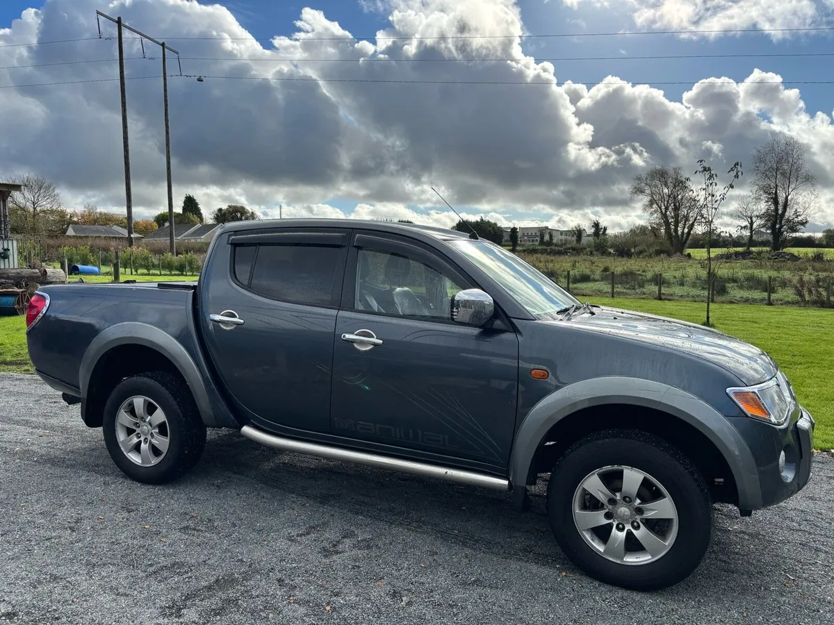 Mitsubishi l200 animal - Image 1