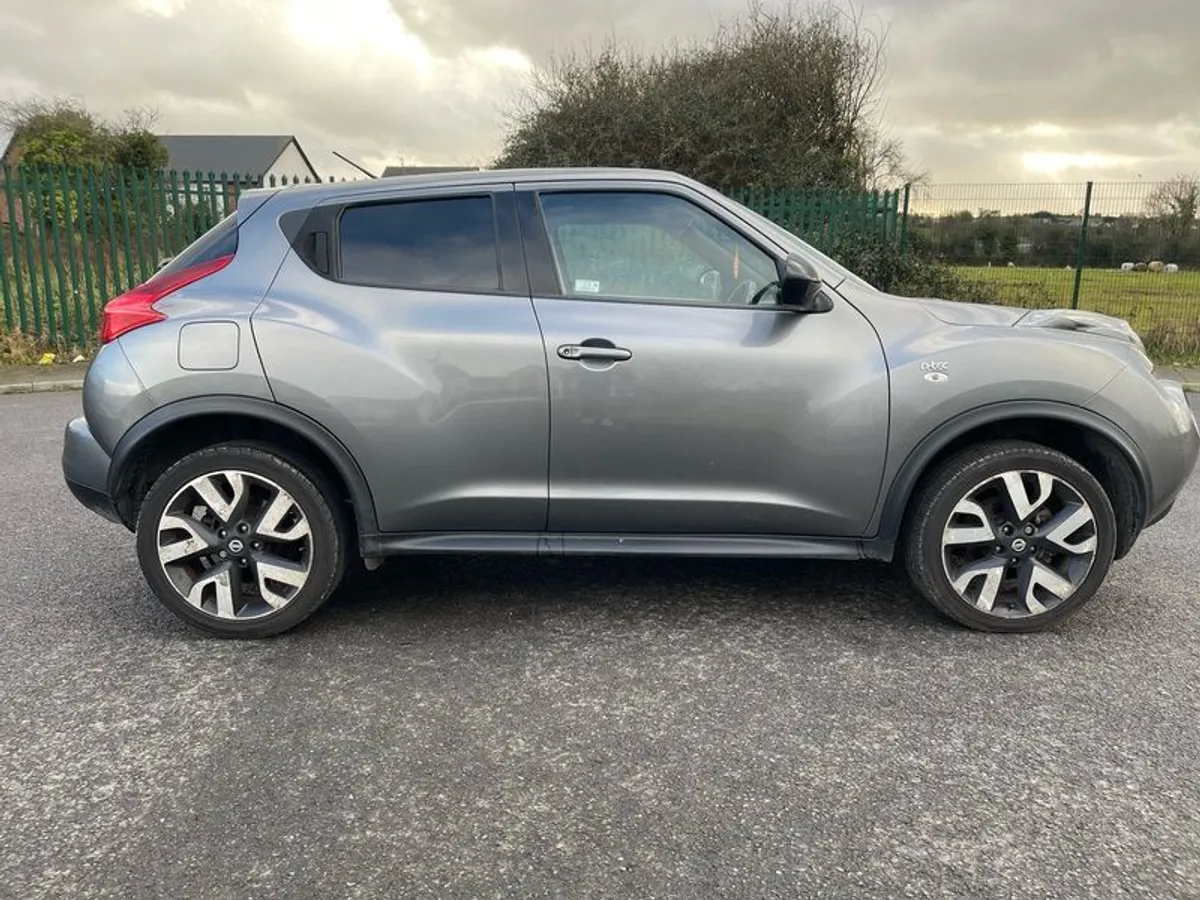 2014 Nissan Juke N- tech Model with 1 owner and brand new NCT for 13 Months - Image 4