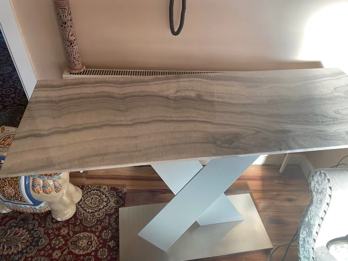 Hall table - Image 1