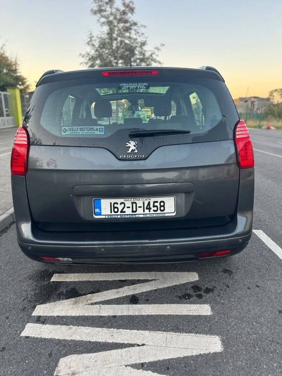 Excellent 2016 Peugeot 5008 Automatic 7 Seater with Low Mileage and long Nct - Image 2