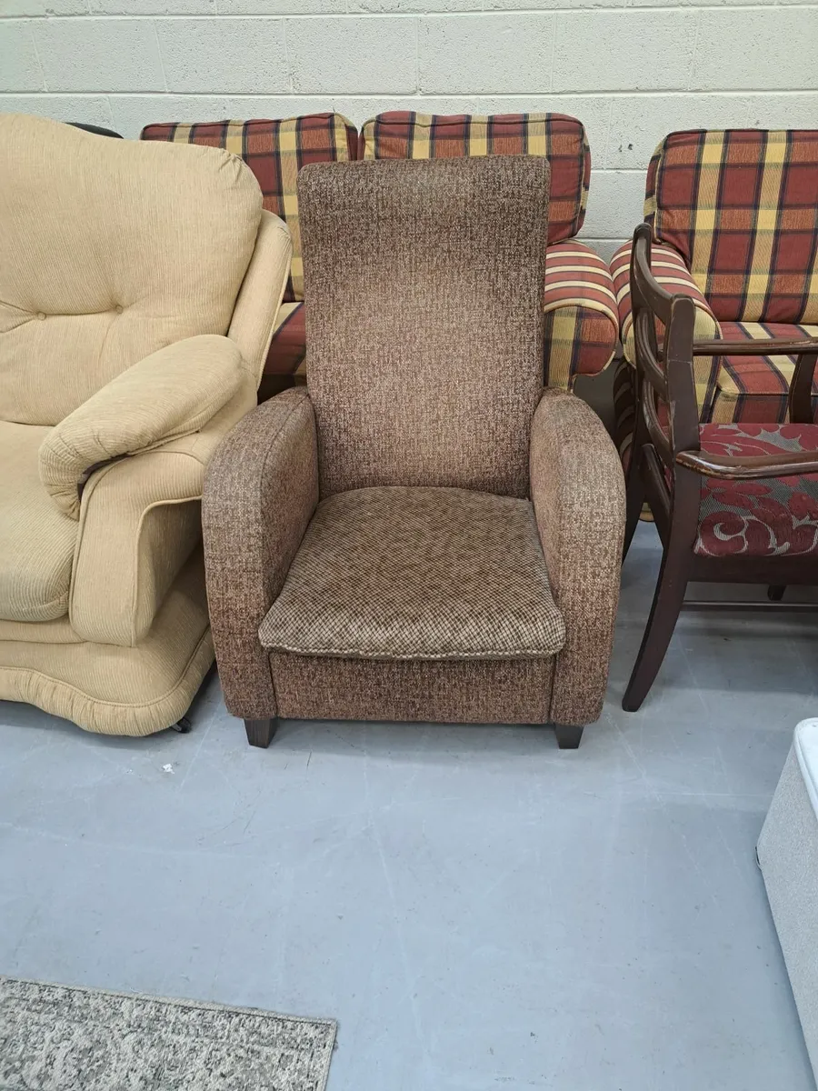 Arm chair