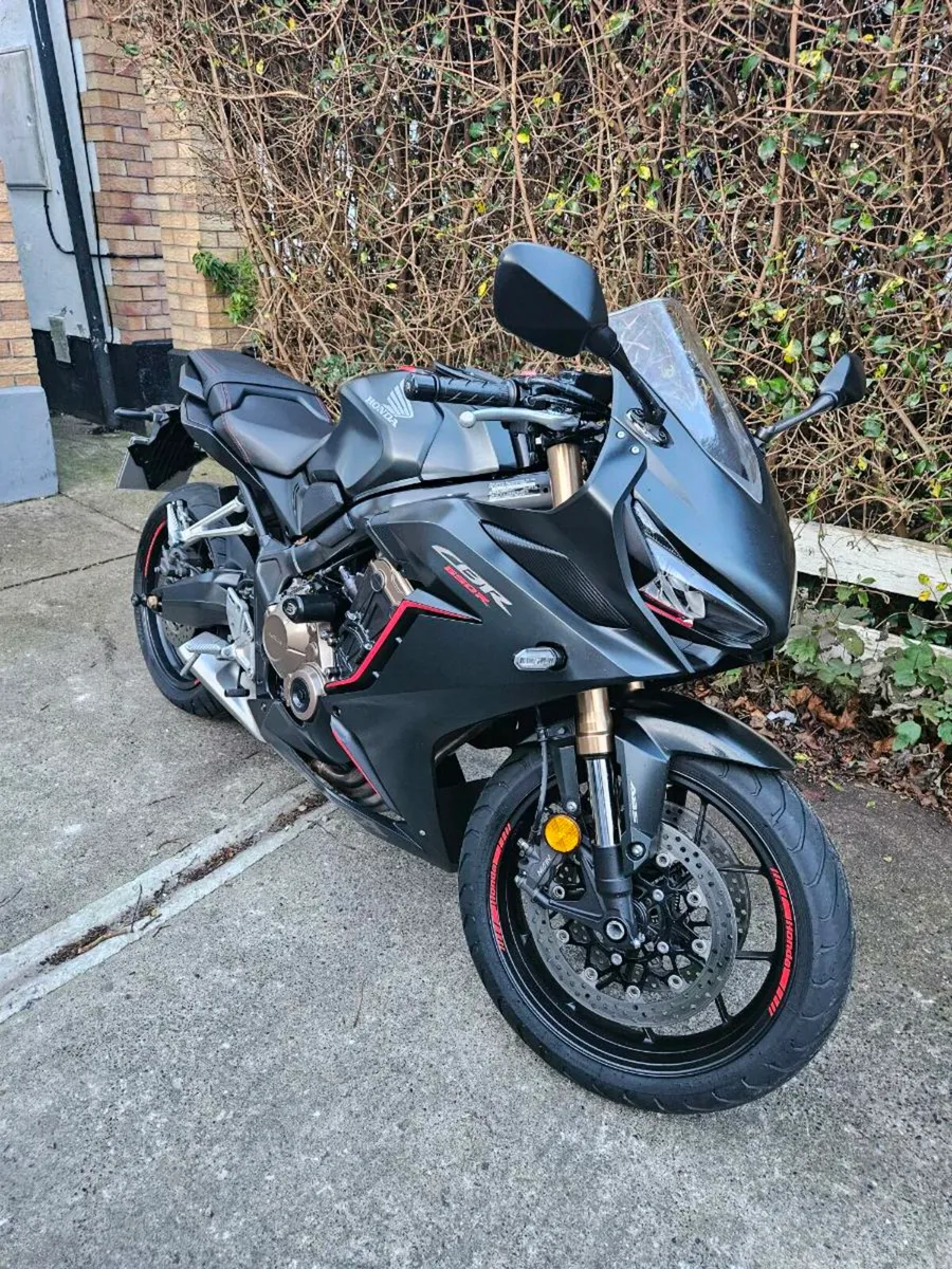 2020 Honda cbr650r - Image 1