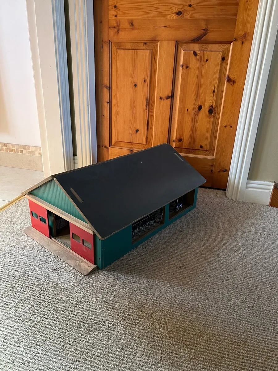 Farm sheds (toys) - Image 2
