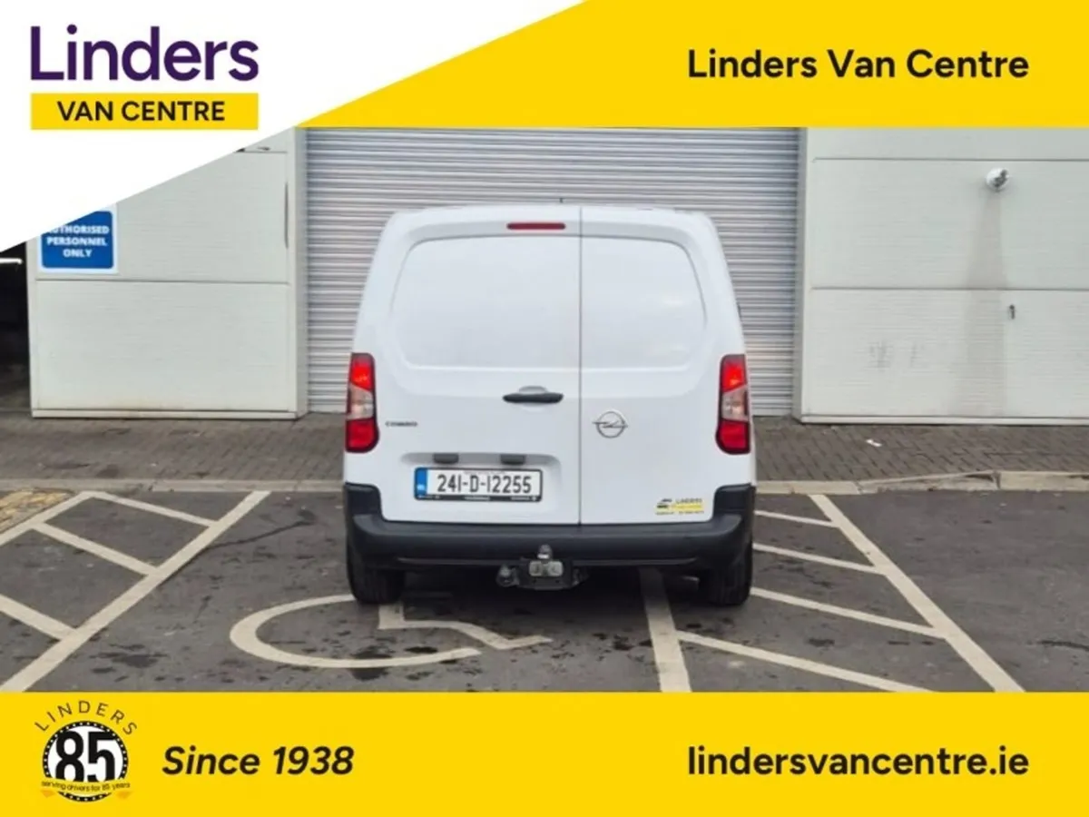 Opel Combo 3 Seats - Full Service History - Image 4