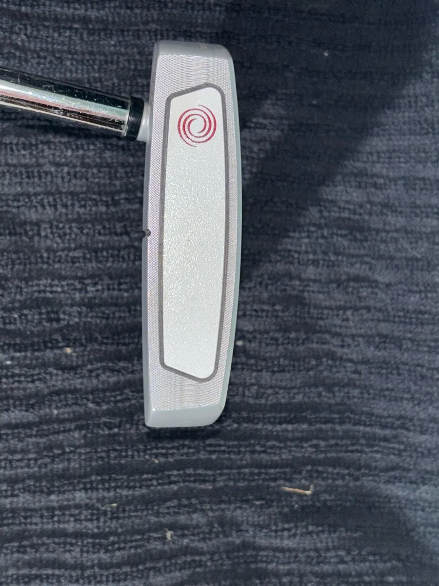 Odyssey White Hot Putter 34 inch - Image 4