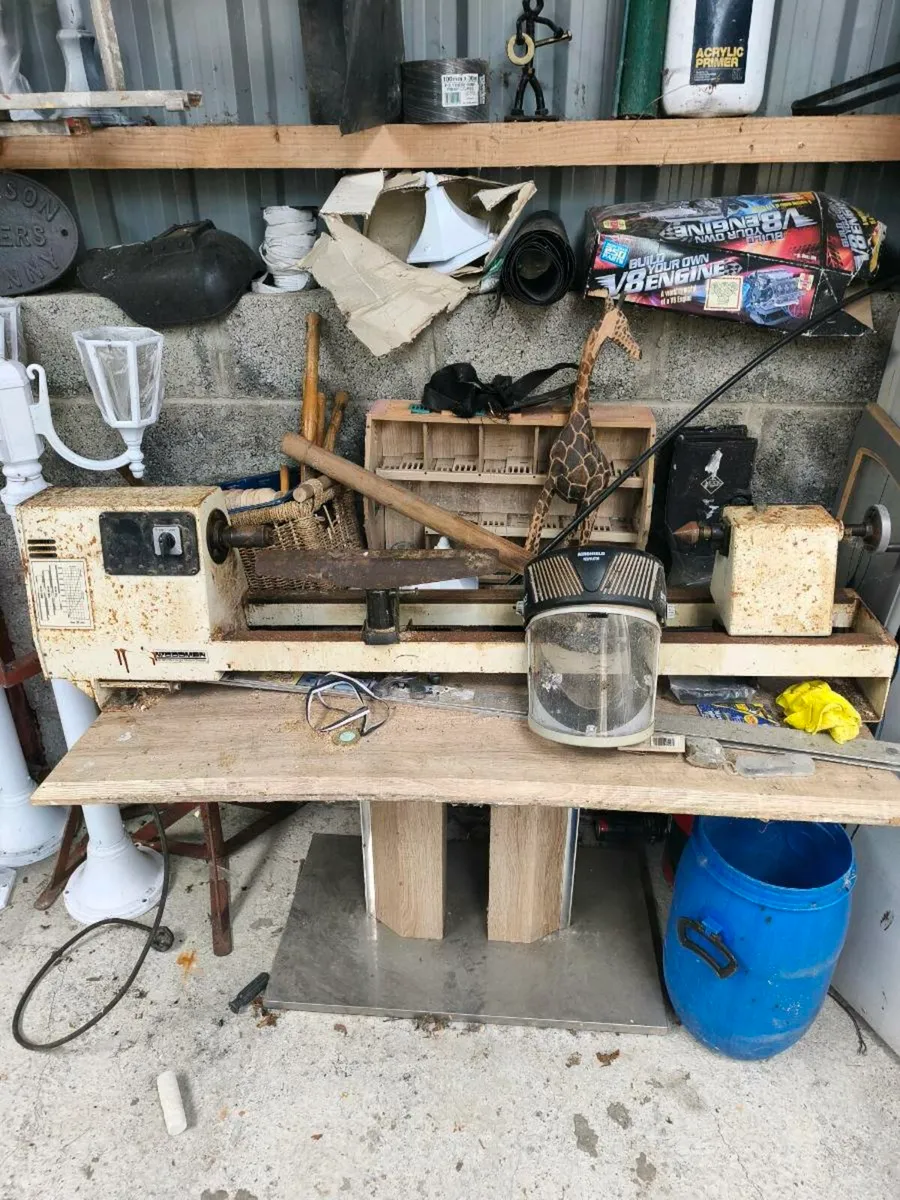 Woodmen wood turning lathe - Image 1