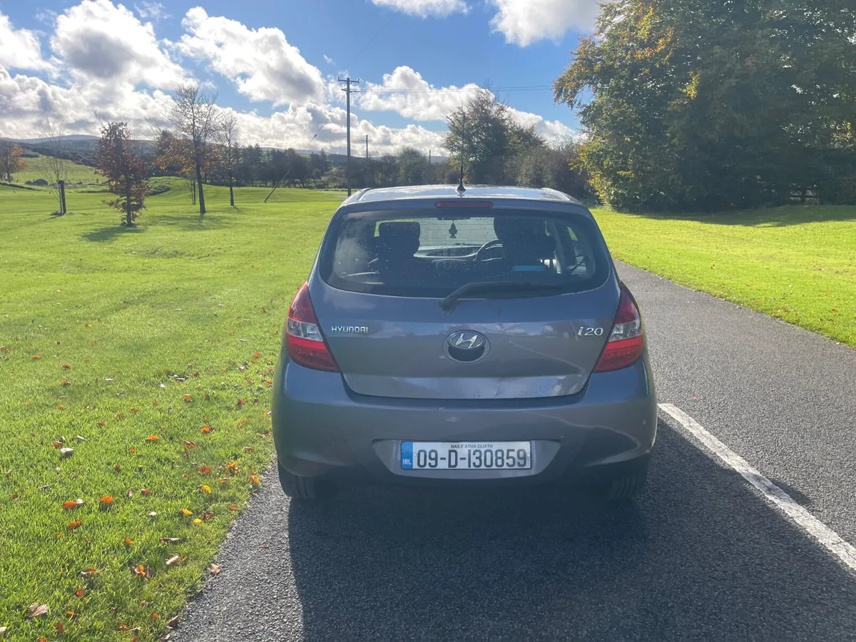 Hyundai i20 2009 - Image 4