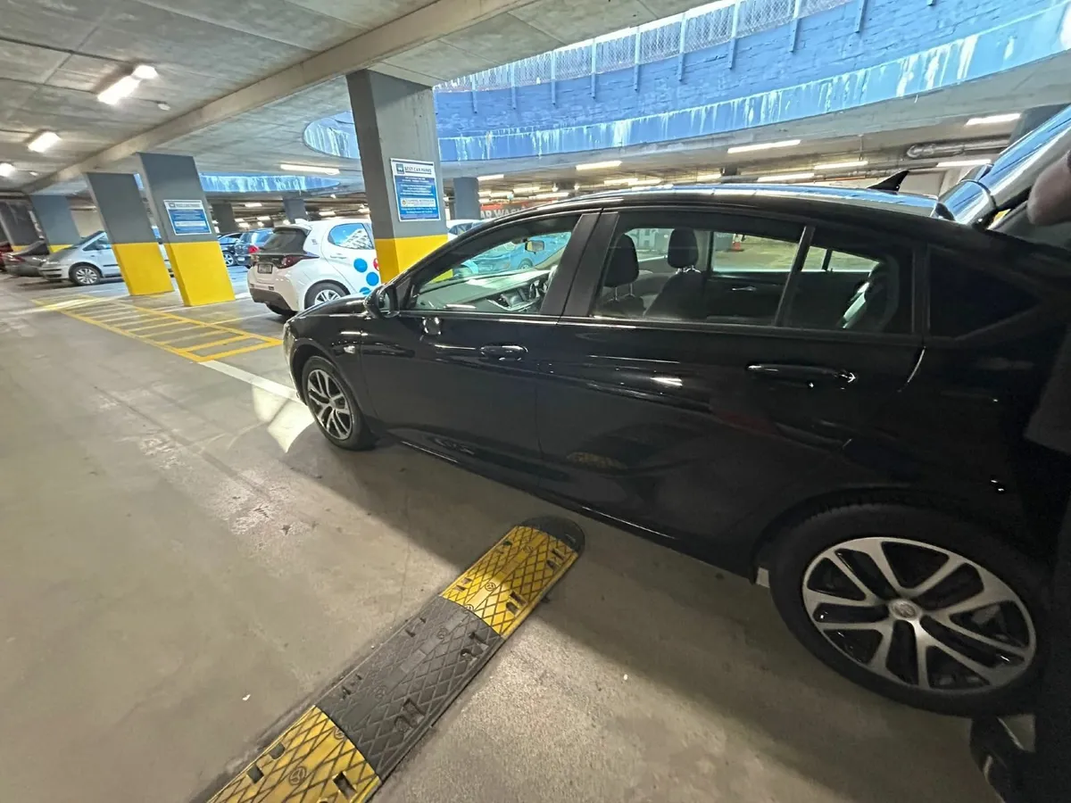 Vauxhall Insignia 2020 - Image 2