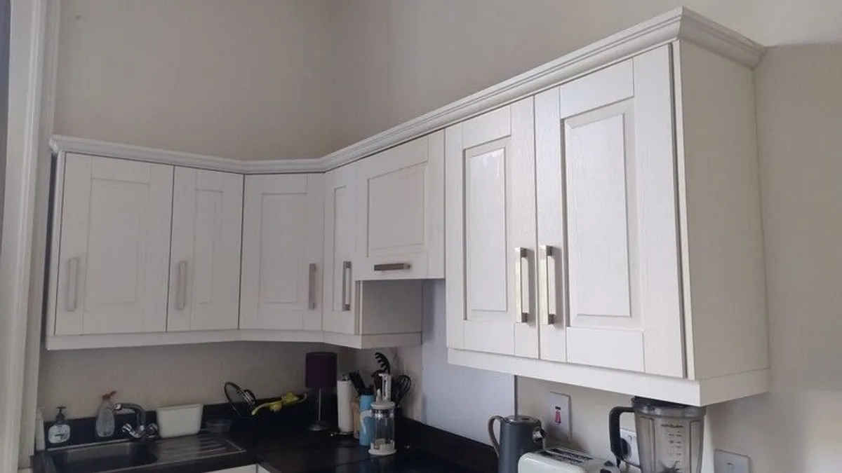 Kitchen Cabinets - Image 4