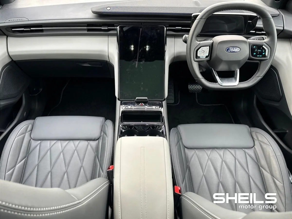 Ford Explorer Premium 77kwh Extended Range RWD - Image 3