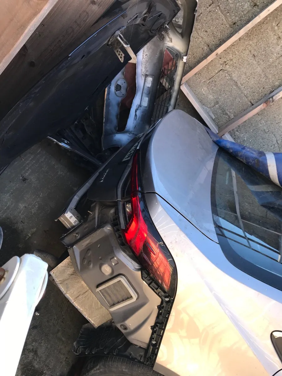 Toyota Corolla 2019 - Image 2