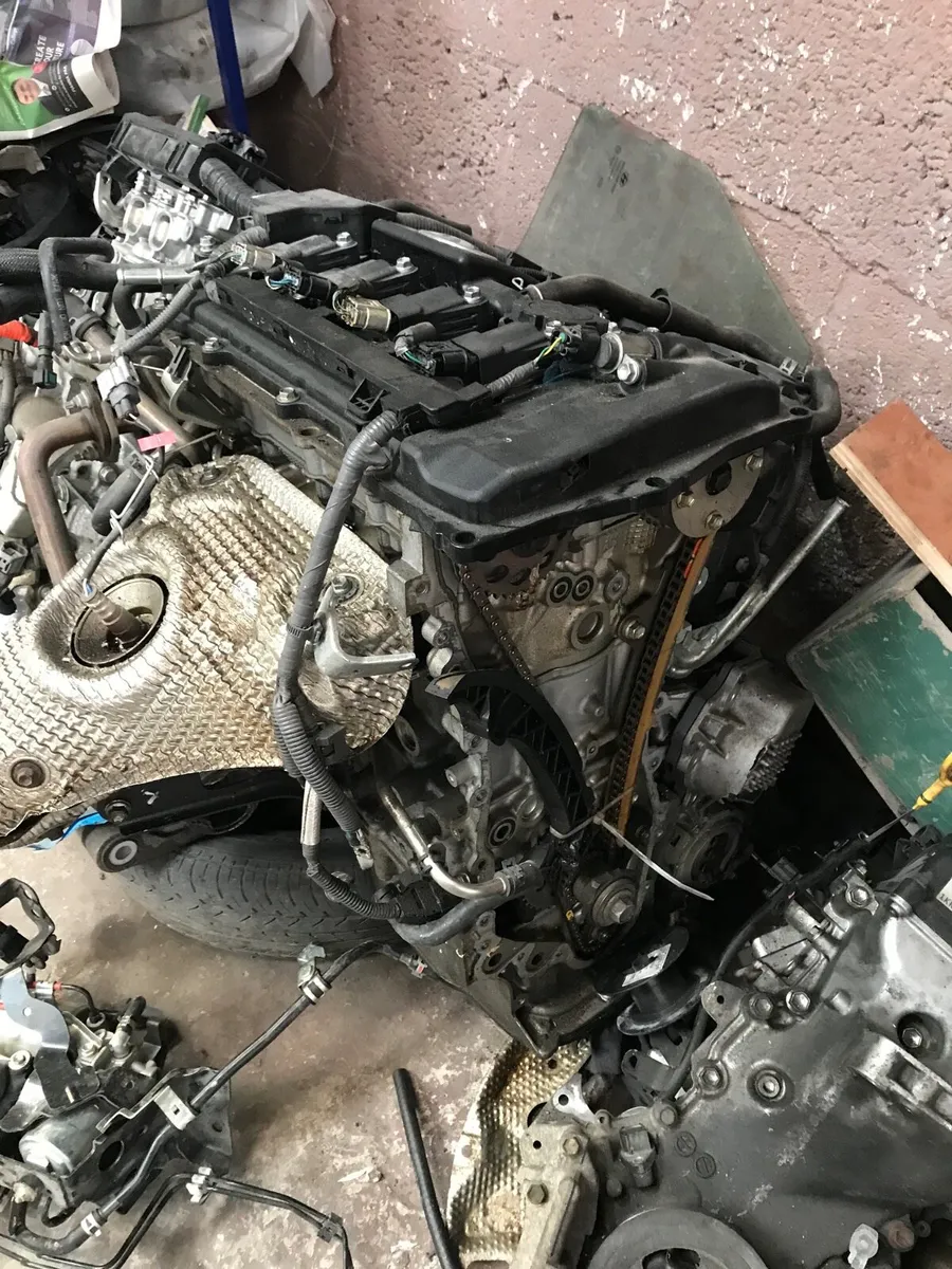 Toyota Corolla 2019 breaking complete car with en - Image 4