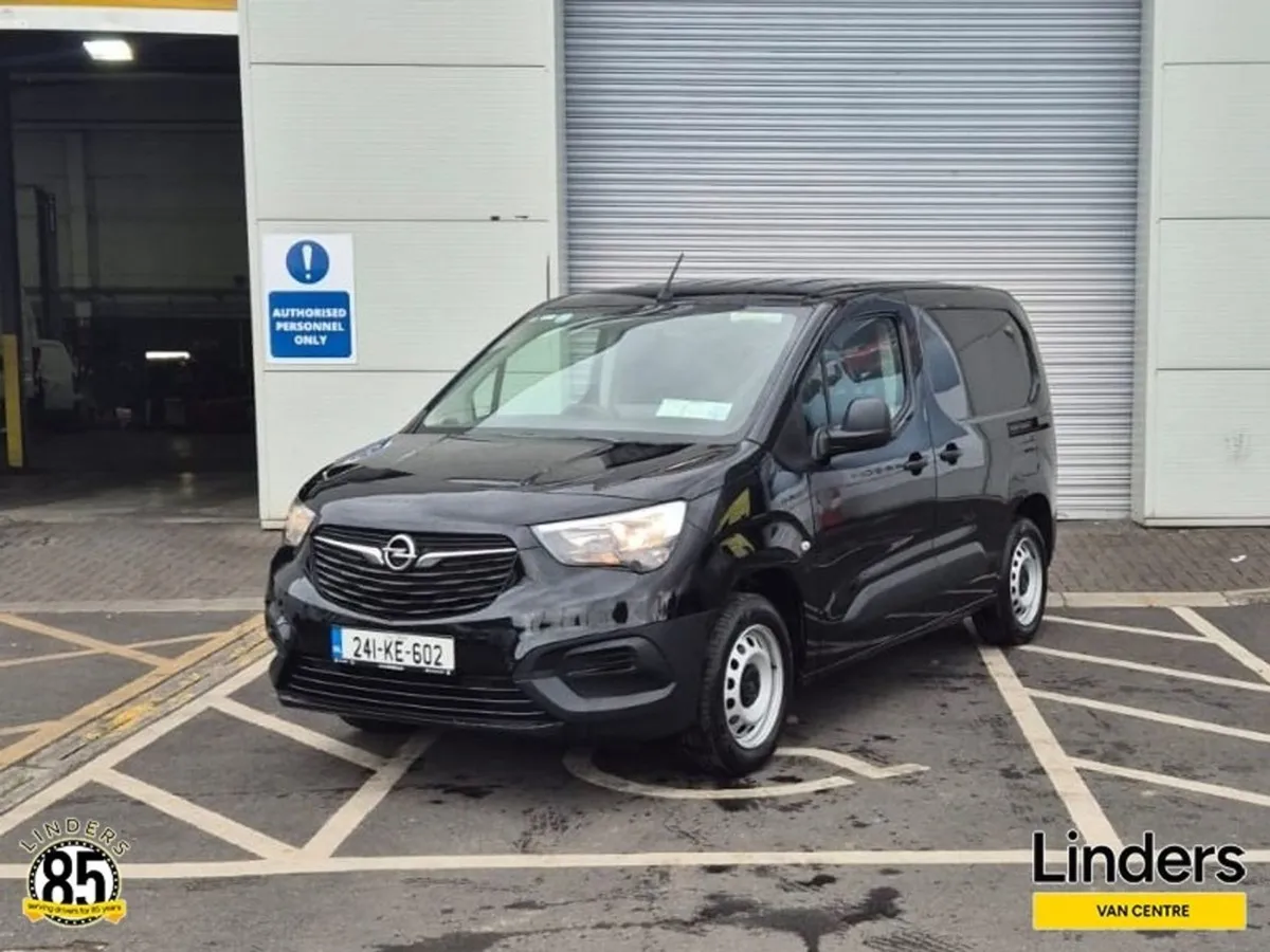 Opel Combo 3 Seats - Full Service History - Image 2