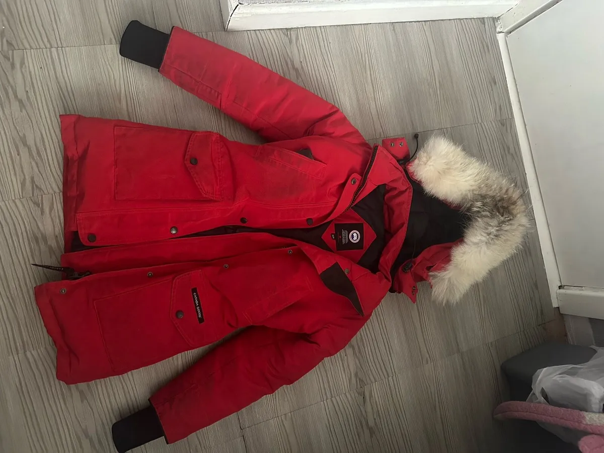 Canada goose jacket - Image 1
