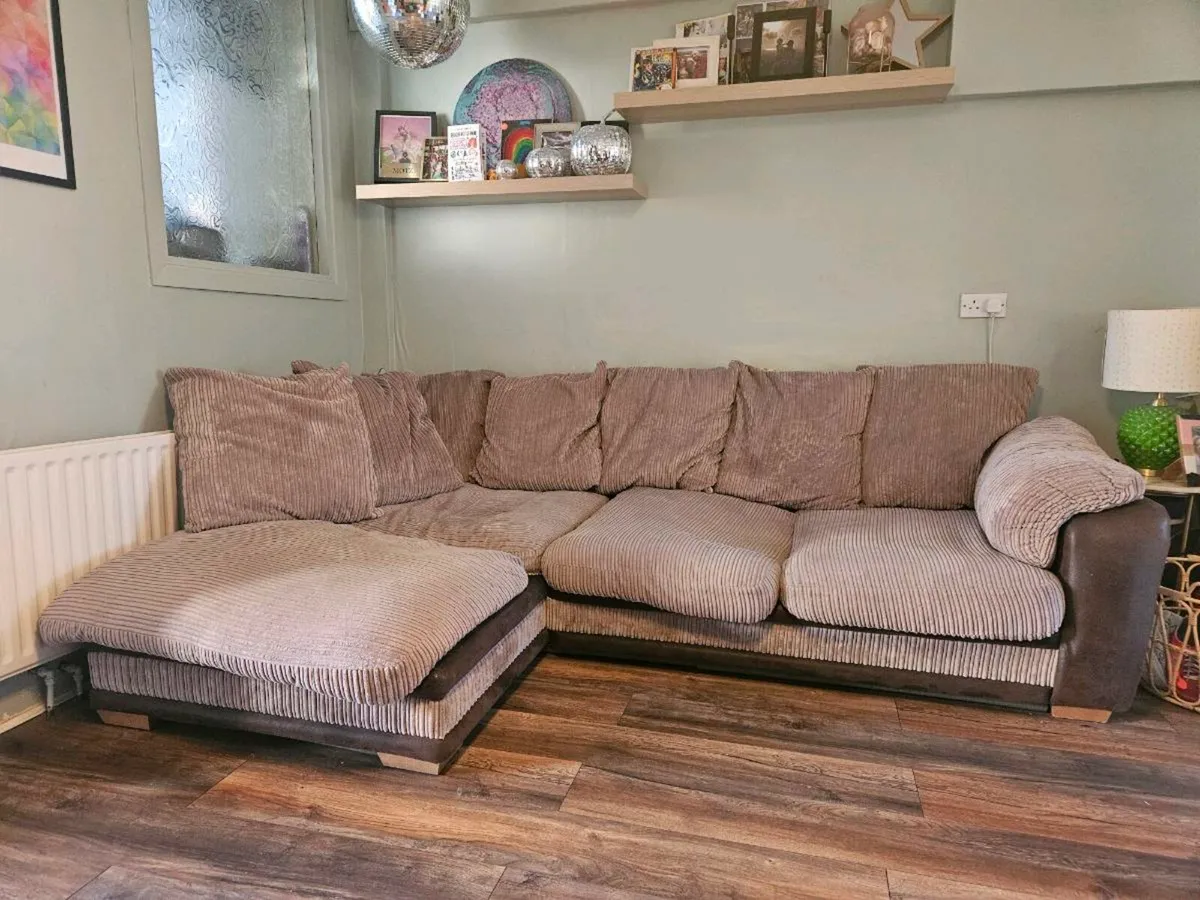 Couch - Image 1