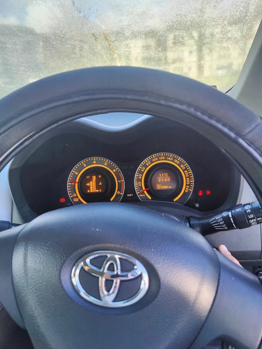 Toyota Auris 2008 - Image 3
