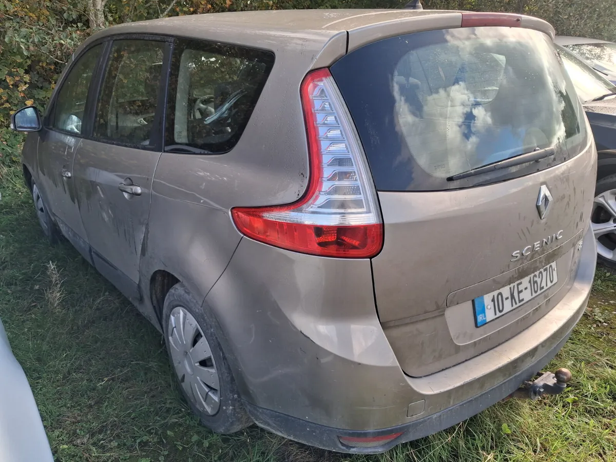 2010 Renault Scenic parts - Image 3