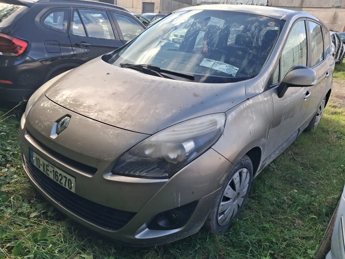 2010 Renault Scenic parts - Image 2