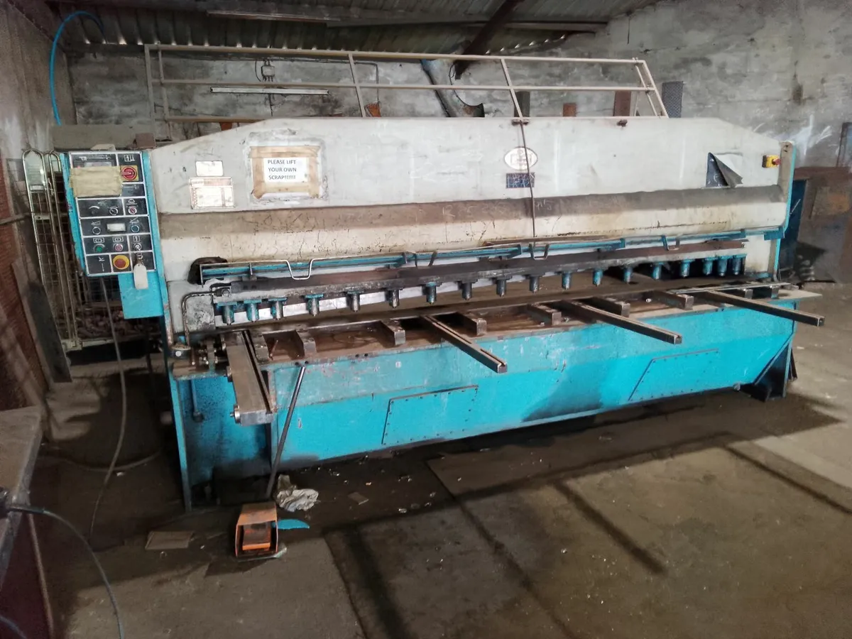 Simeron Guillotine 6mm x 3m - Image 1