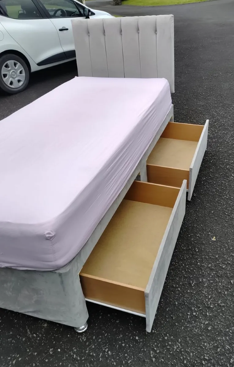 Single bed - Image 3