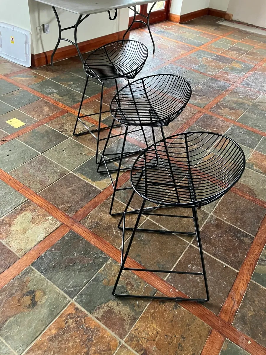 bar stools - Image 2